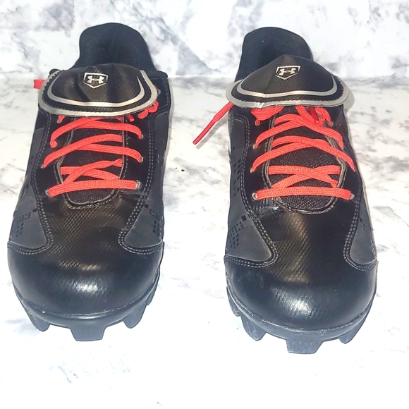 Under Armour Baseball Rotation Traction Cleats Black white silver red laces Euc - Picture 2 of 8